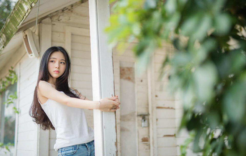“是又如何？”刘璝冷哼一声道，他现在一门心思找刘璋报仇，但也没想过真投了吕布，因此态度格外强硬。